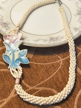 Vtg Hawaiian Flower 6-Strand Mother of Pearl Inlaid Multicolor Necklace